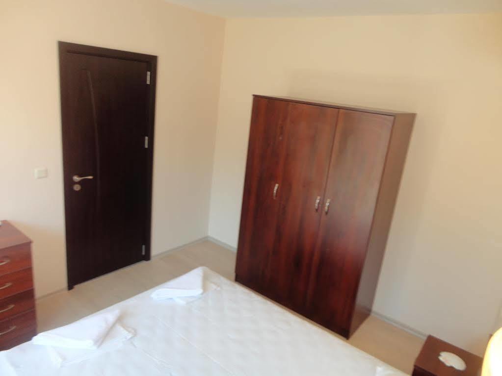 Holiday Apartments In بوموري المظهر الخارجي الصورة